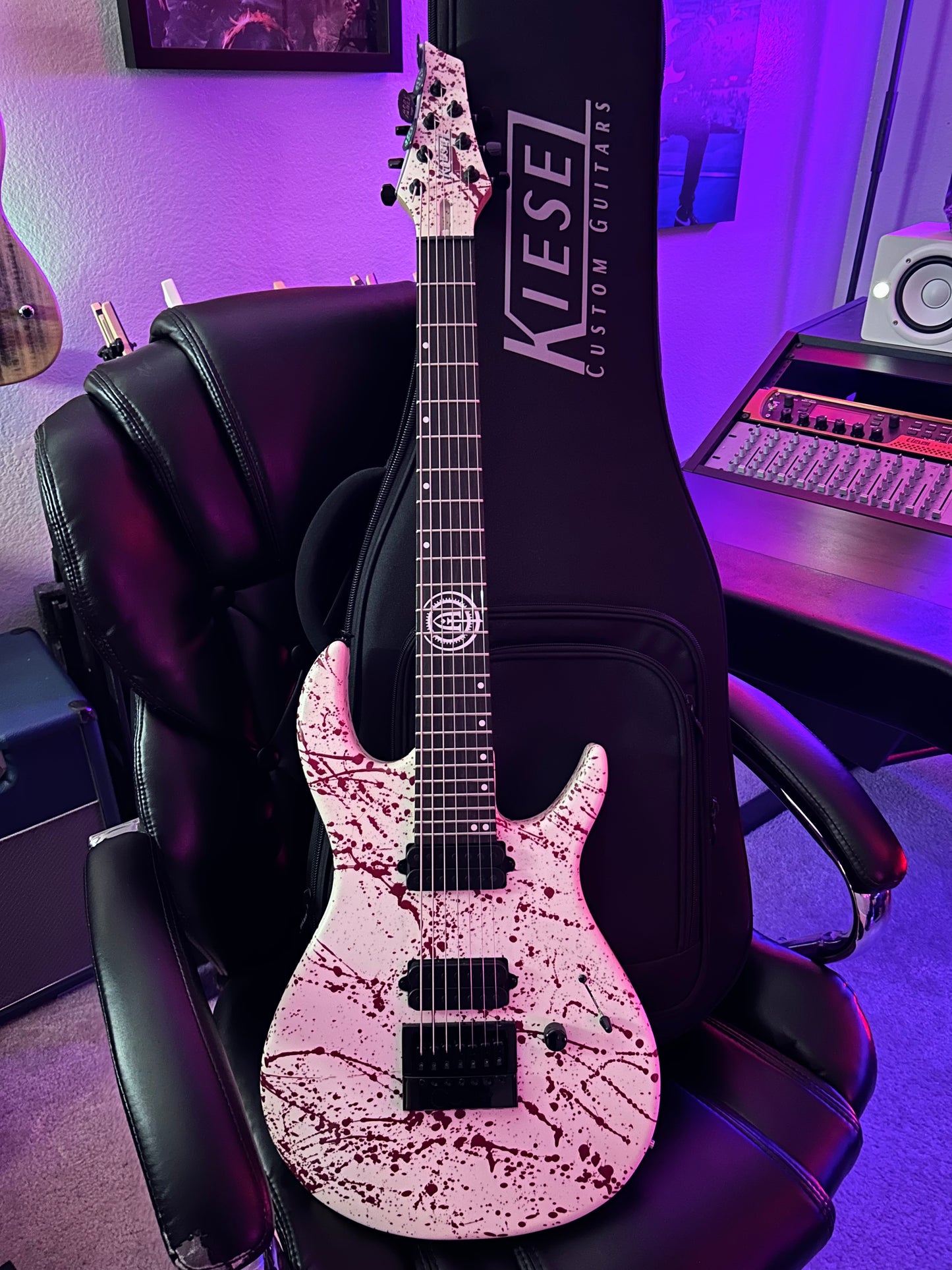 Blood splatter white 7 string custom Kiesel guitar