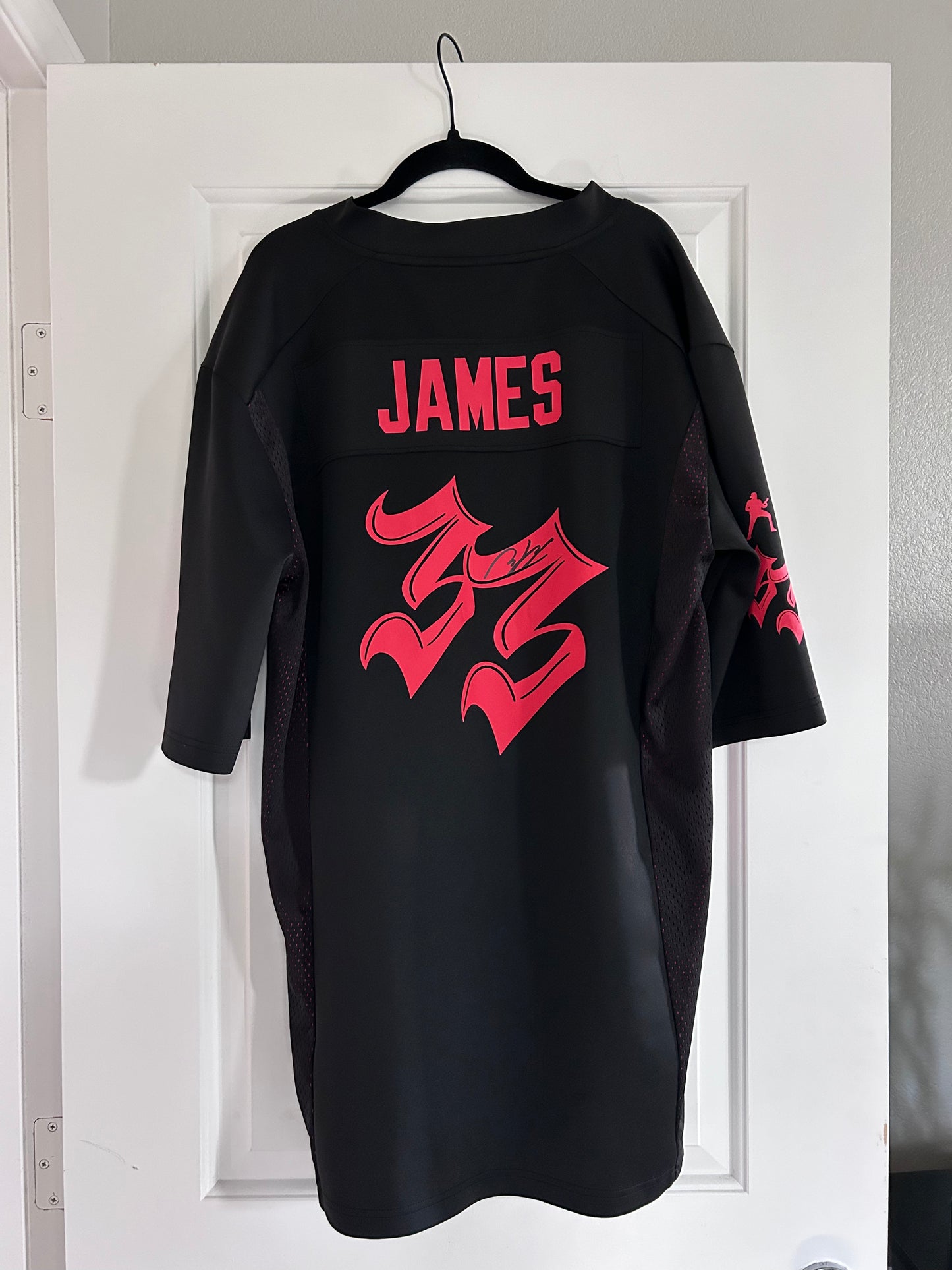 Signed and stage worn Andy James jersey - Black & Red 33 - red sides - Hersey